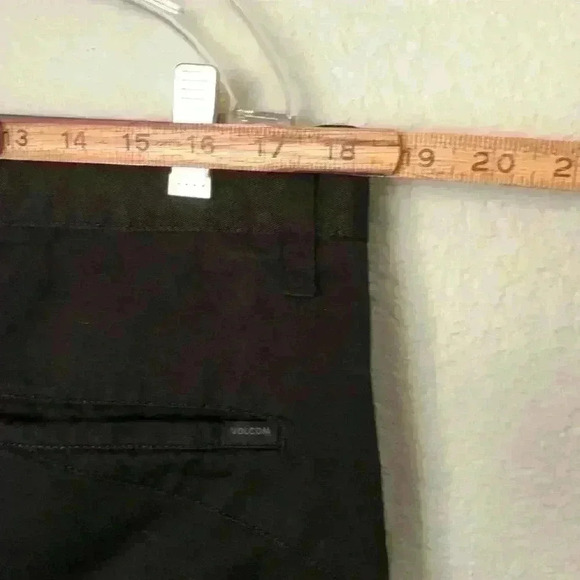 Volcom Corpo Class Black Pants Straight Leg Mens 36 - Picture 6 of 10